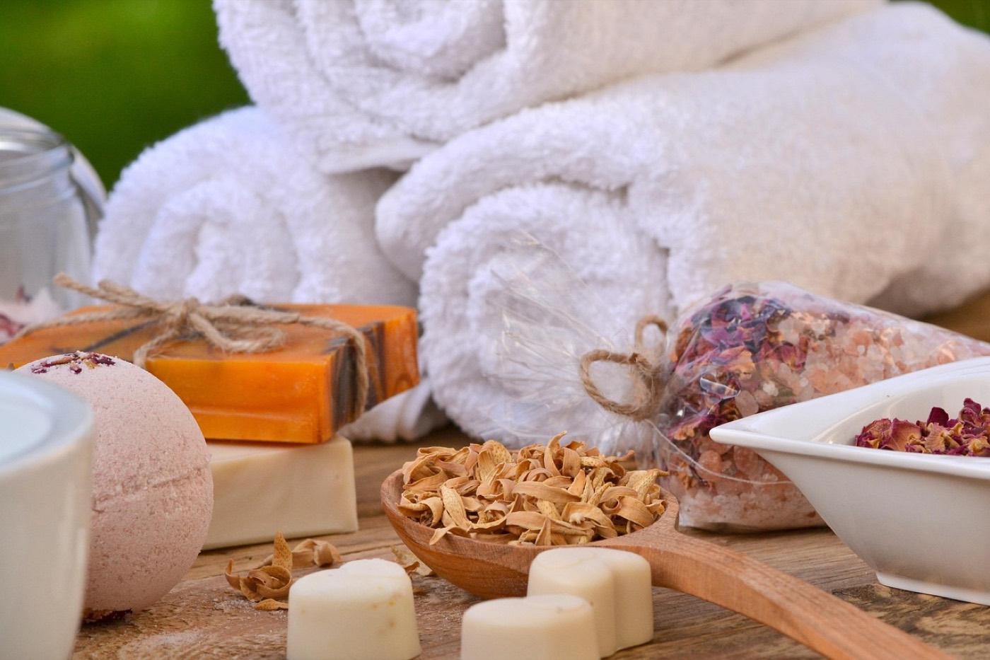 Kozmetički proizvodi i peškiri u studiju