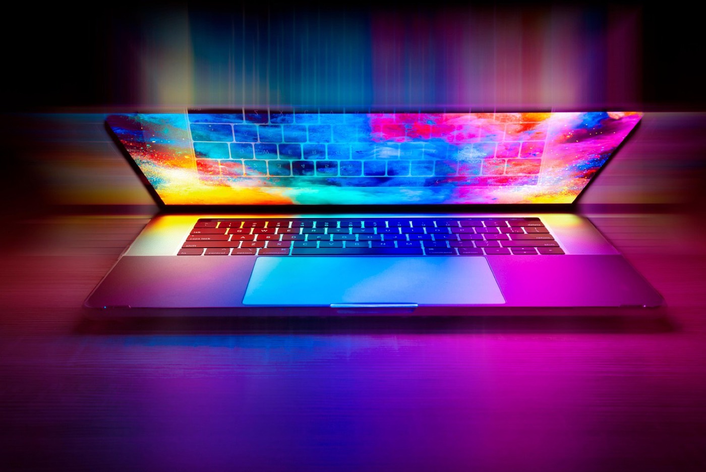 Pokvaren laptop s ugašenim ekranom